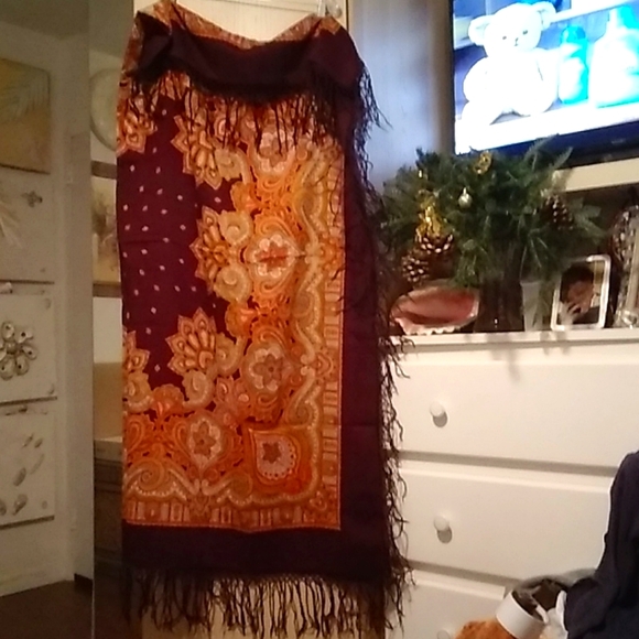 Pavlopasadsky wool Shawl sz 59" square - Picture 3 of 7